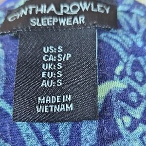 Cynthia Rowley Sleepwear Women's Size Small Blue And Green Pineapples